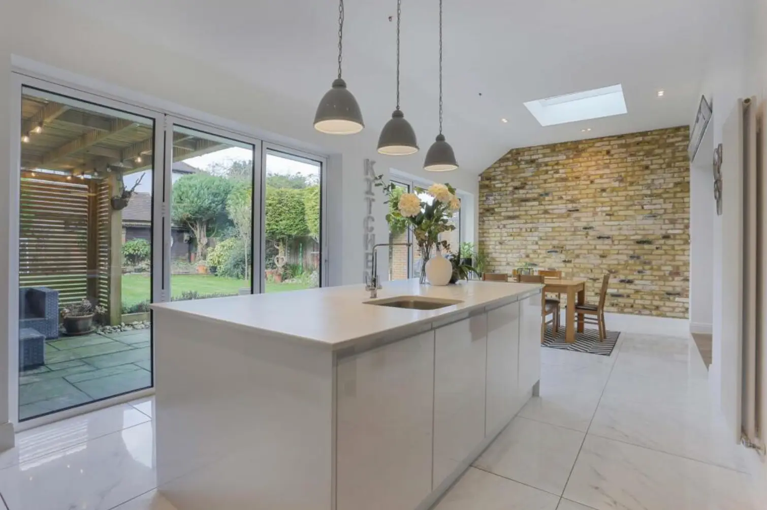 Flat roof house extension in Basildon with modern design and planning by Essex-based architects