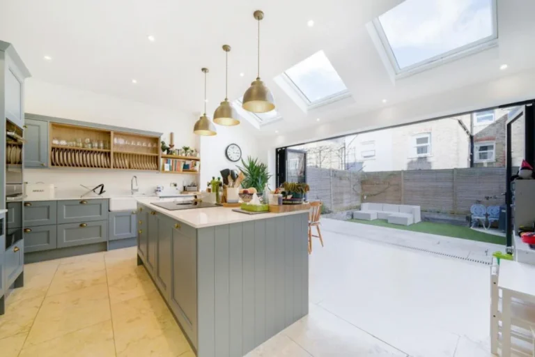 Smartly designed single storey house extension in Basildon with open-plan kitchen layout and permitted development advice